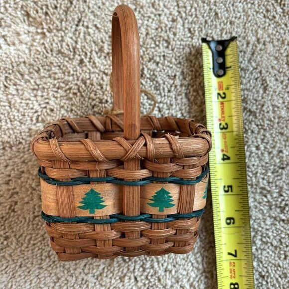 Vintage Mini Tree Wicker basket Holiday gift card decor storage‎ - Picture 4 of 6
